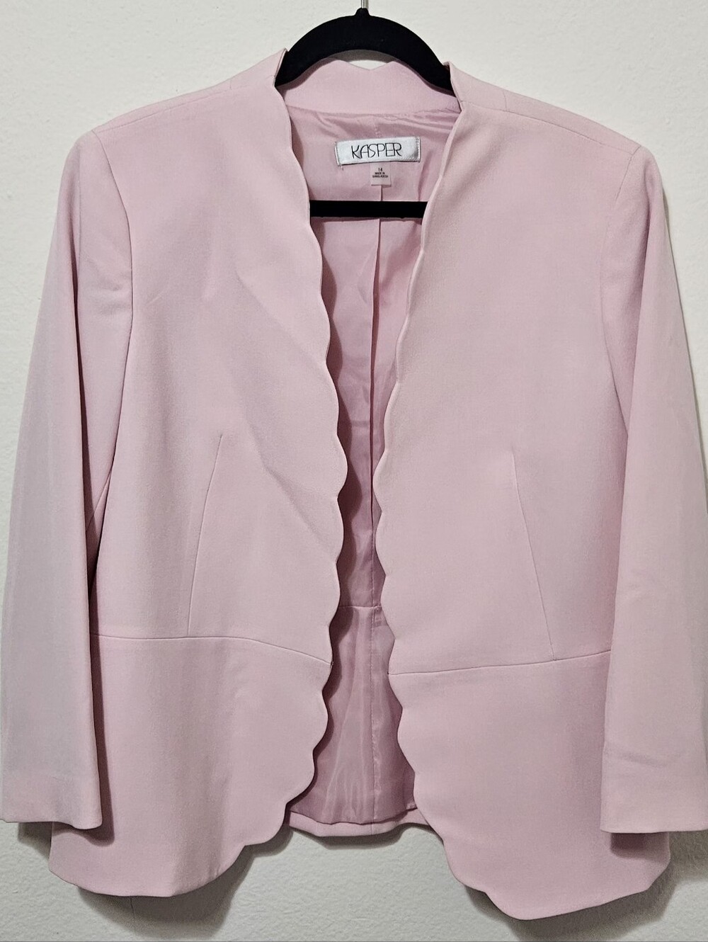 Kasper Scalloped Open-Front Blazer in Light Pink